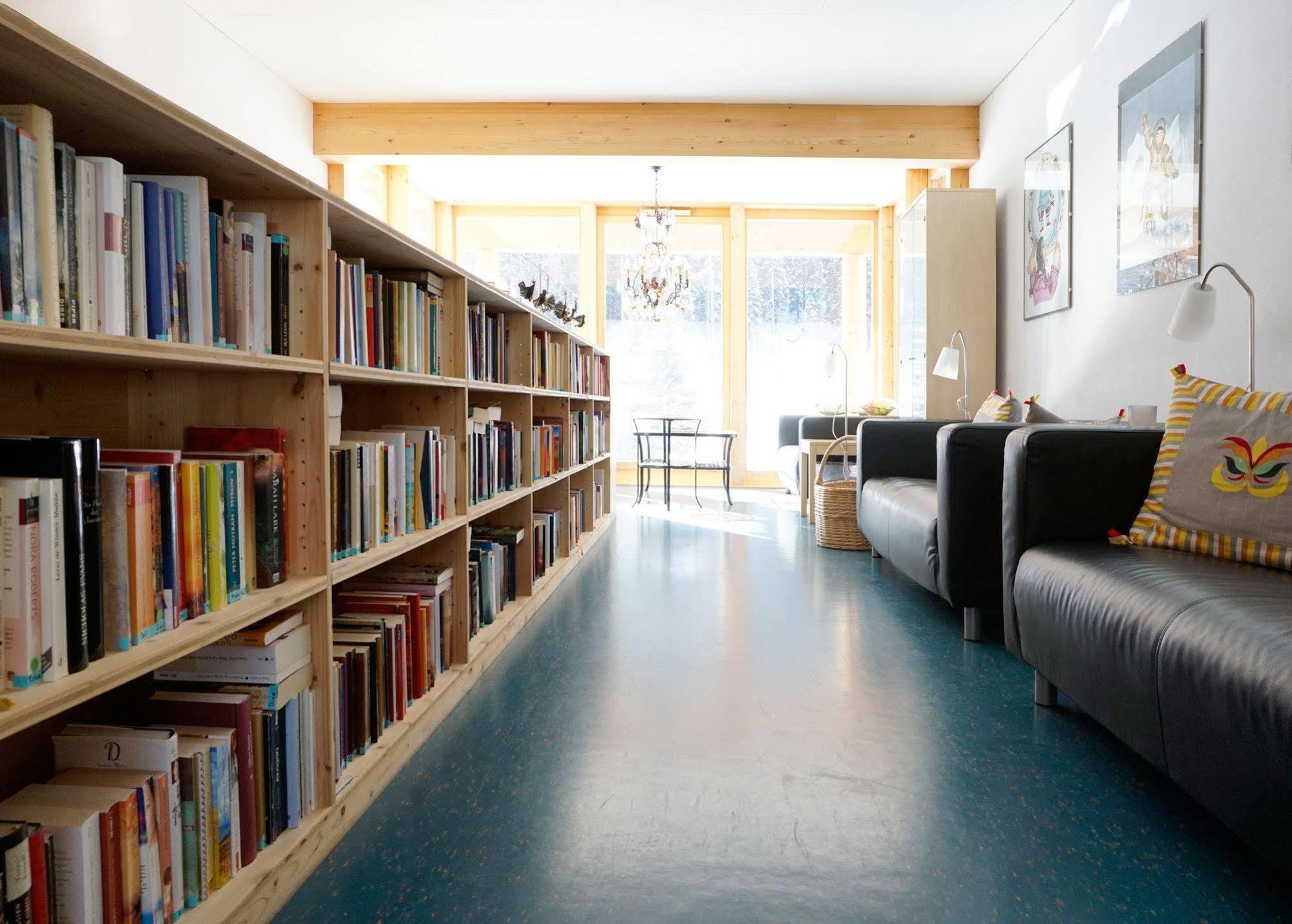 Shima-davos Bed & Breakfast